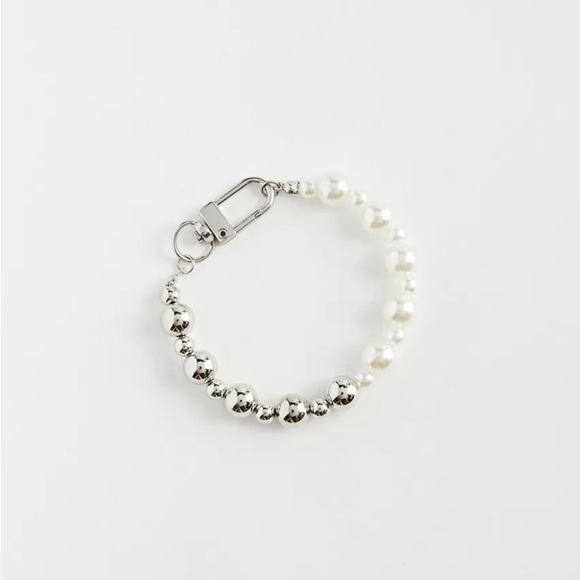 Urban Outfitters Other - NWT Urban Outfitters Pearl & Ball Bead Braclet